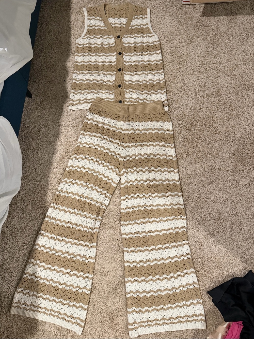 Boho Crochet Knit 2 Piece Set Sz L Beige & Tan Striped Wide Leg Pants Lounge Set - Picture 4 of 4